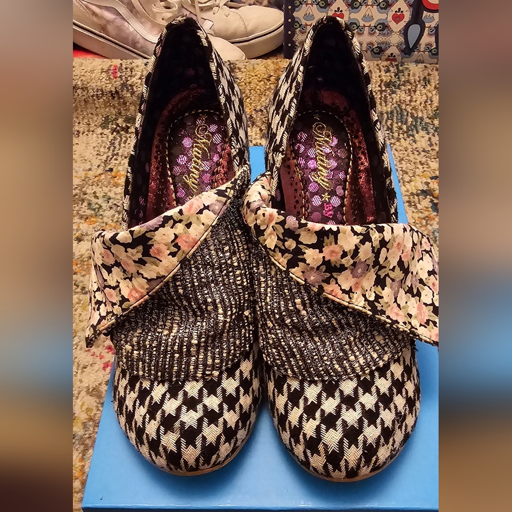 RARE Irregular Choice Flick Flack Spat Heels